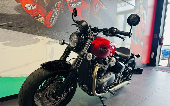 2023 Triumph Bonneville Bobber Red Hopper