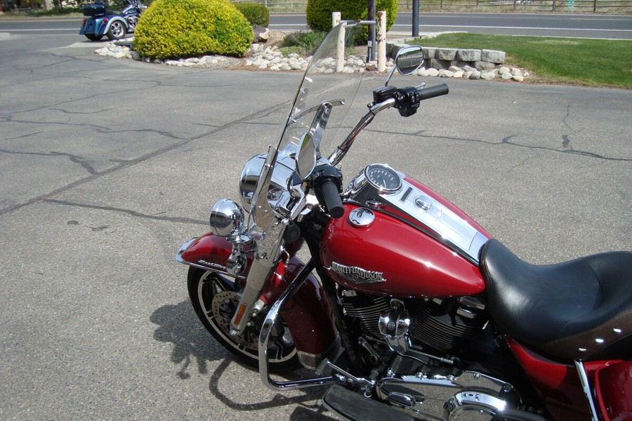 2021 Harley-Davidson® Road King® Billiard Red