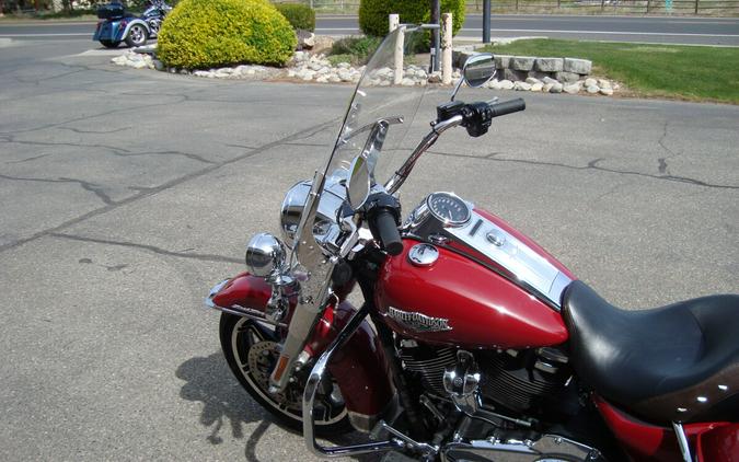 2021 Harley-Davidson® Road King® Billiard Red