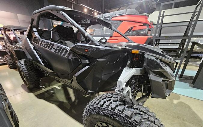 2024 Can-Am Maverick R X Triple Black