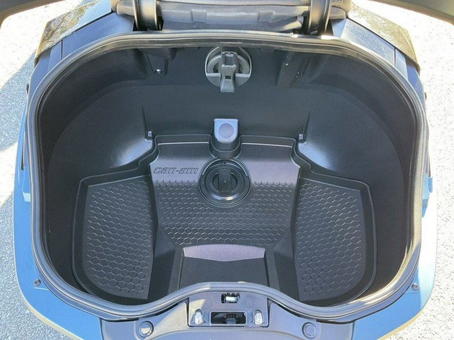 2026 Can-Am Spyder F3 Limited Dark