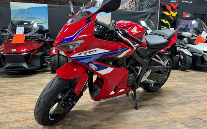 2026 Honda CBR650R E-Clutch