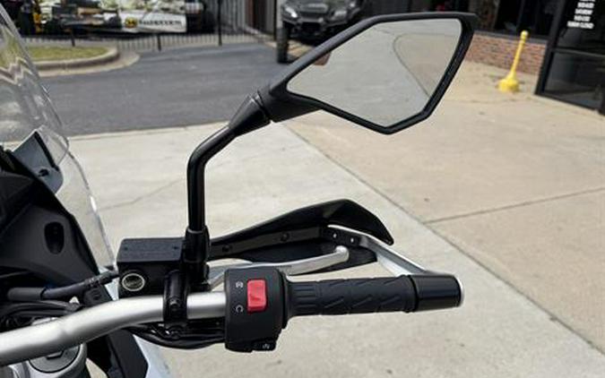 2026 Kawasaki KLE®500 SE ABS