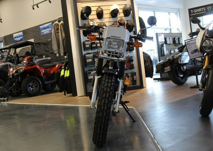2027 Yamaha TW 200