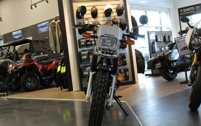 2027 Yamaha TW 200