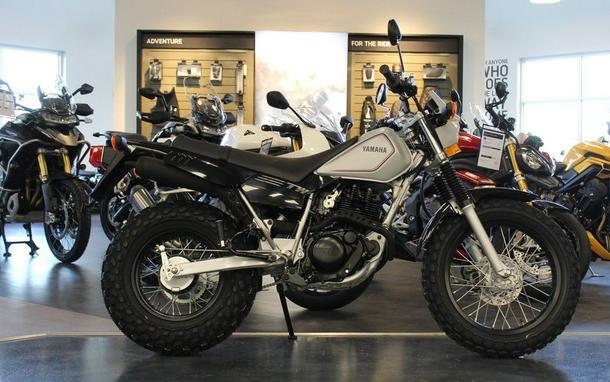 2027 Yamaha TW 200