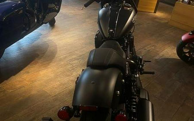 2024 Indian Motorcycle® Sport Chief Black Smoke