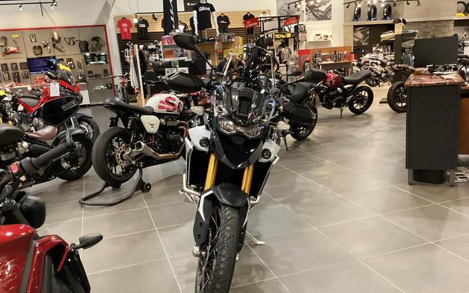 2024 Triumph Tiger 900