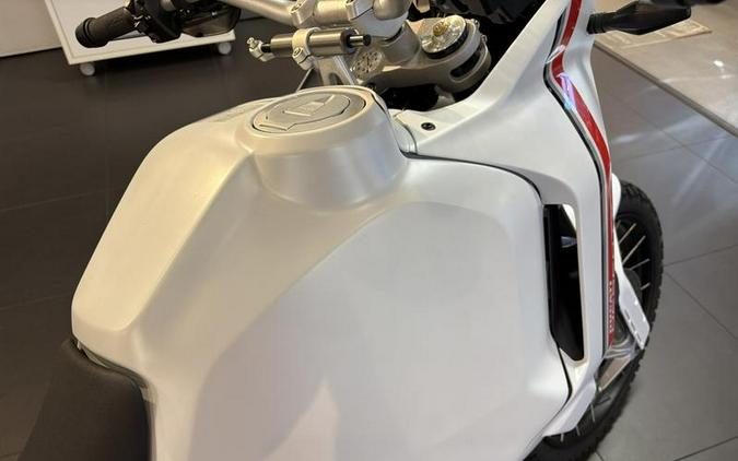 2025 Ducati DesertX