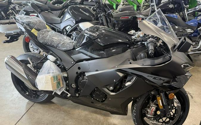 2026 Kawasaki Ninja ZX-10R First Look: 8 Fast Facts, 24 Photos