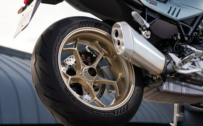 2027 Moto Guzzi V100 Mandello S