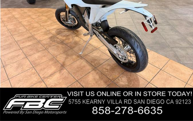 2026 Stark VARG SM 80 hp Medium 165-200lbs (Enduro) 80 HP