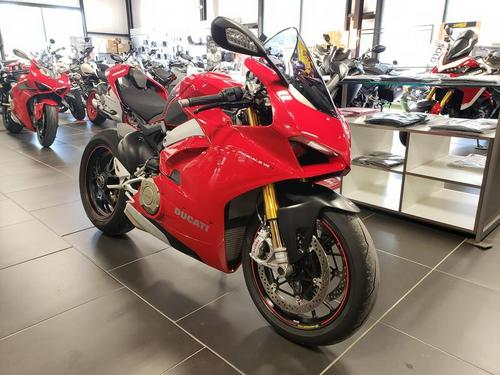 2018 Ducati Panigale V4 S – First Ride