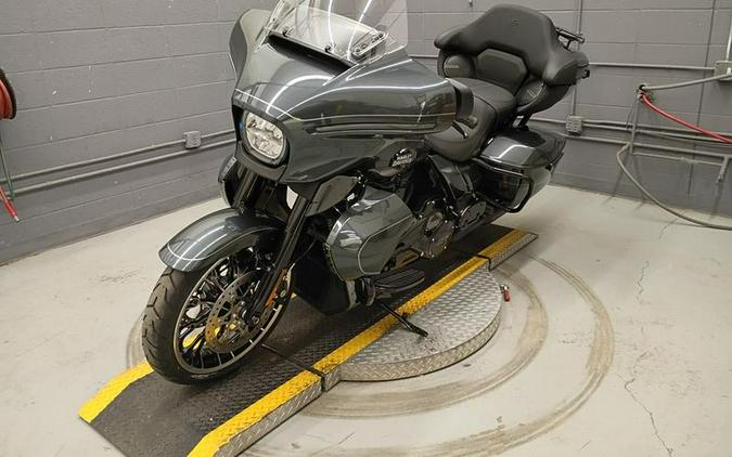 2026 Harley-Davidson® FLHXL - Street Glide® Limited