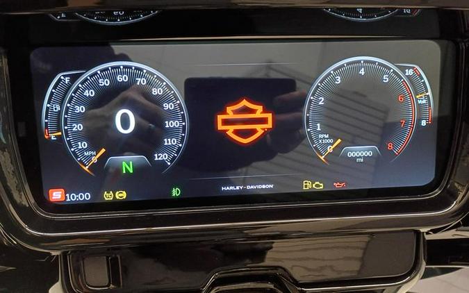 2026 Harley-Davidson® FLHXL - Street Glide® Limited