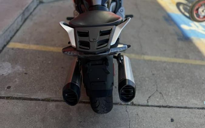 2018 BMW K 1600 GTL Ebony Metallic