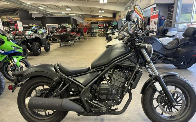 2026 Honda Rebel 300 E-Clutch