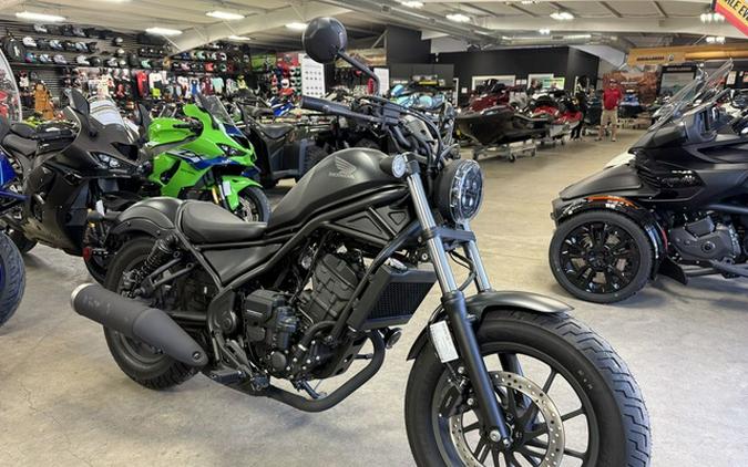 2026 Honda Rebel 300 E-Clutch