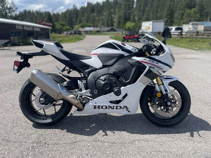 2026 Honda CBR1000RR ABS