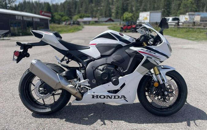 2026 Honda CBR1000RR ABS