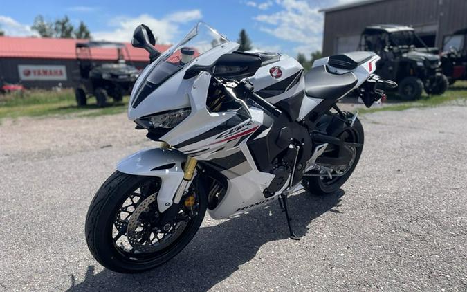 2026 Honda CBR1000RR ABS