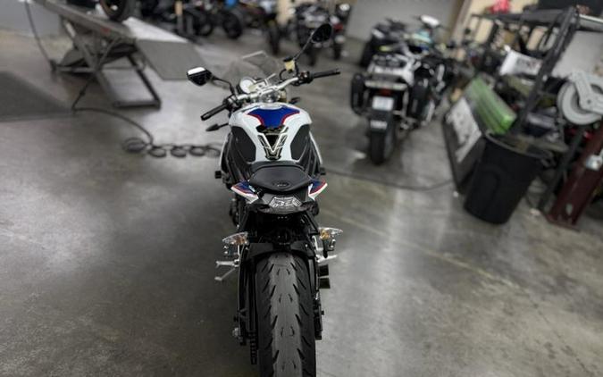 2018 BMW S 1000 R Light WT / Lupin BL Metallic / Racing RD