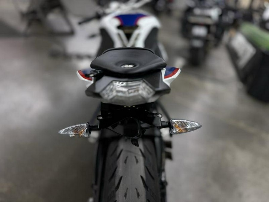 2018 BMW S 1000 R Light WT / Lupin BL Metallic / Racing RD
