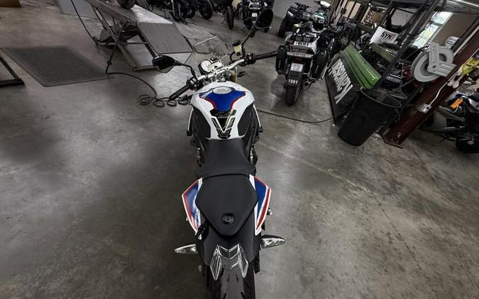 2018 BMW S 1000 R Light WT / Lupin BL Metallic / Racing RD