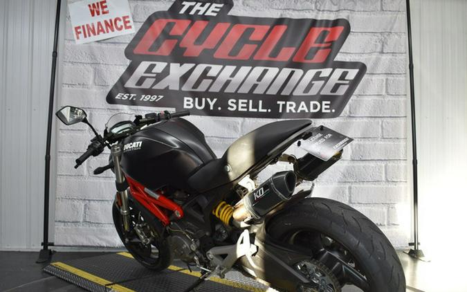 2009 Ducati Monster 696