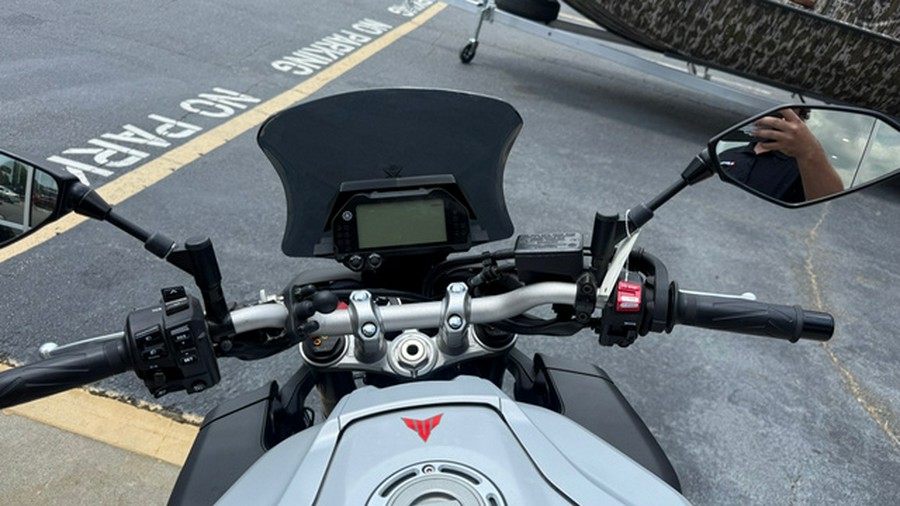 2020 Yamaha MT10LGY