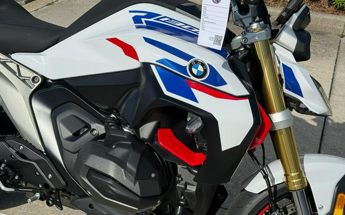 2026 BMW R 1300 R