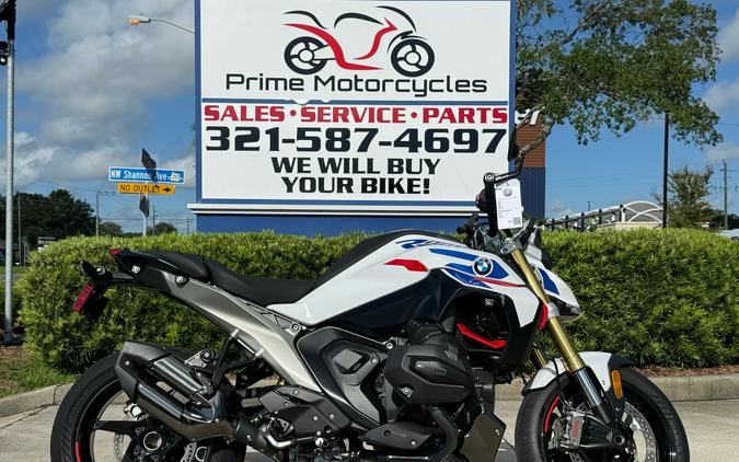 2026 BMW R 1300 R