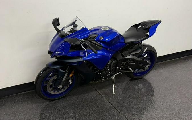 2023 Yamaha YZF R1
