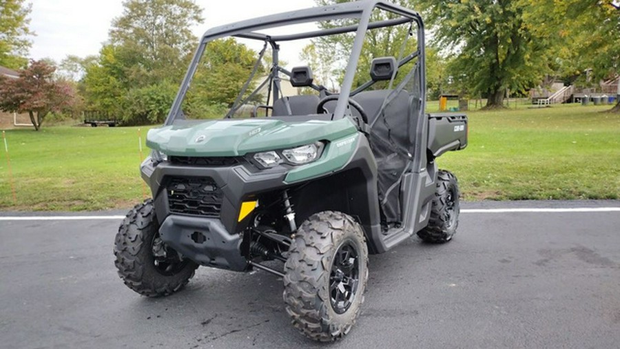 2024 Can-Am Defender DPS HD7 Tundra Green