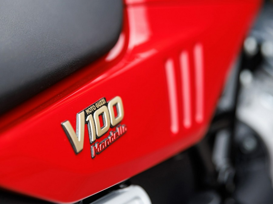2025 Moto Guzzi V100 Mandello Wind Tunnel