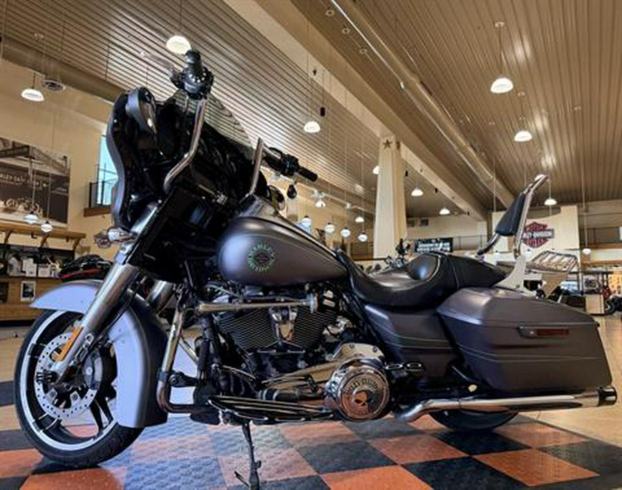 2017 Harley-Davidson Street Glide® Special