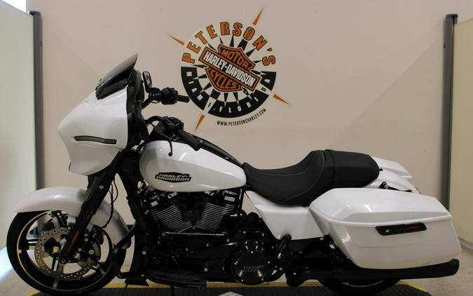 FLHX 2024 Street Glide®