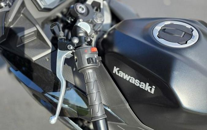 2026 Kawasaki Ninja® 500 ABS Metallic Flat Spark Black