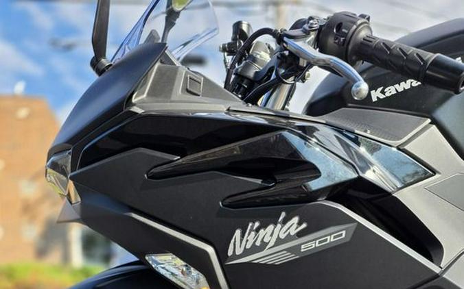 2026 Kawasaki Ninja® 500 ABS Metallic Flat Spark Black