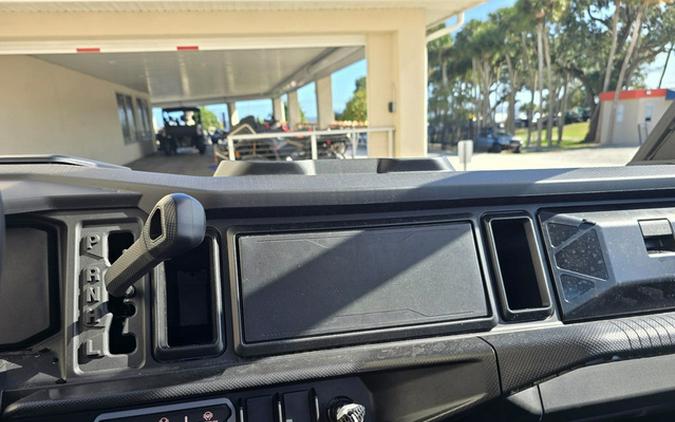 2026 Can-Am Defender X Mr HD11 With Half-Doors