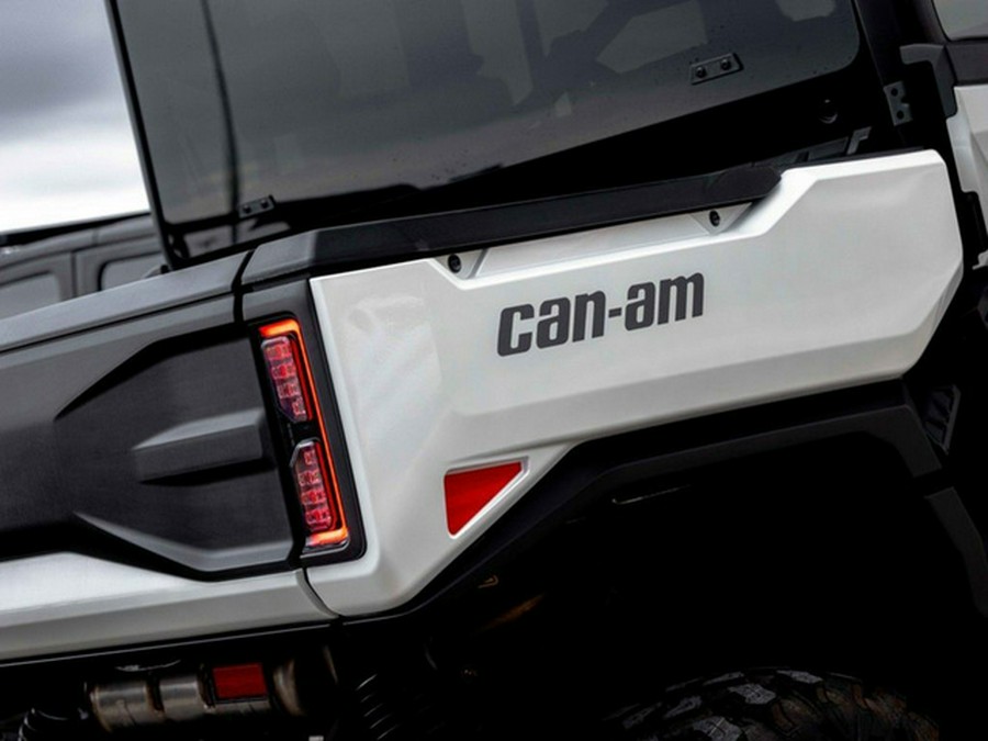 2026 Can-Am Defender MAX Limited HD11