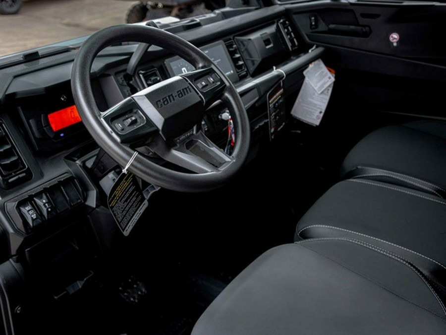 2026 Can-Am Defender MAX Limited HD11