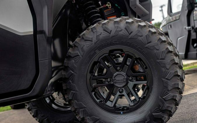 2026 Can-Am Defender MAX Limited HD11