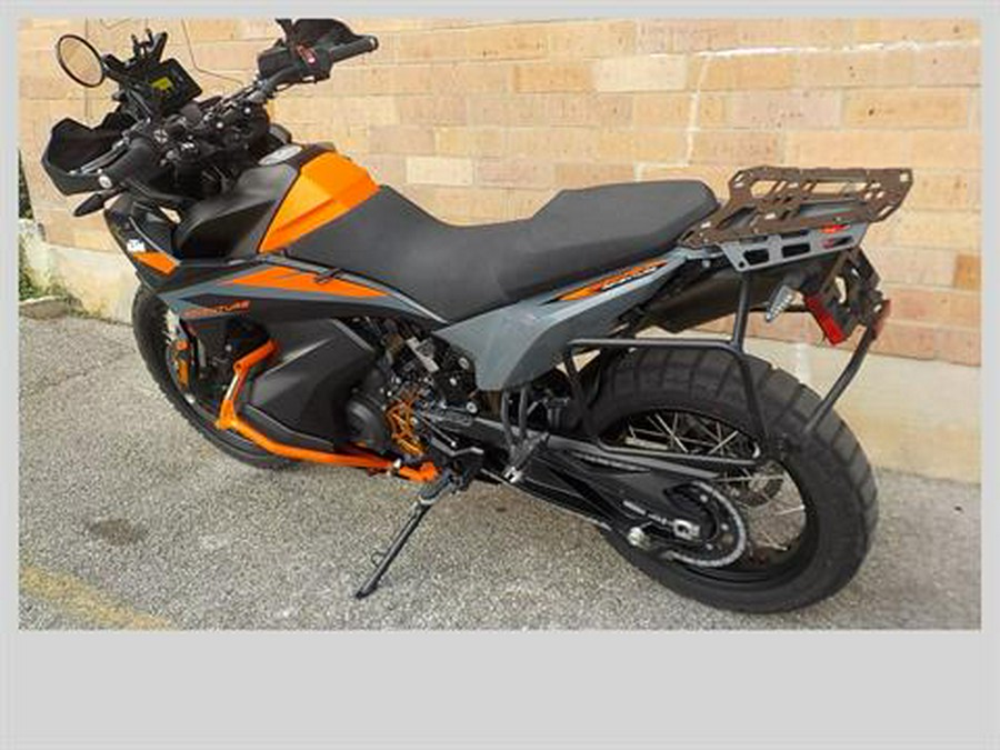 2023 KTM 890 Adventure R