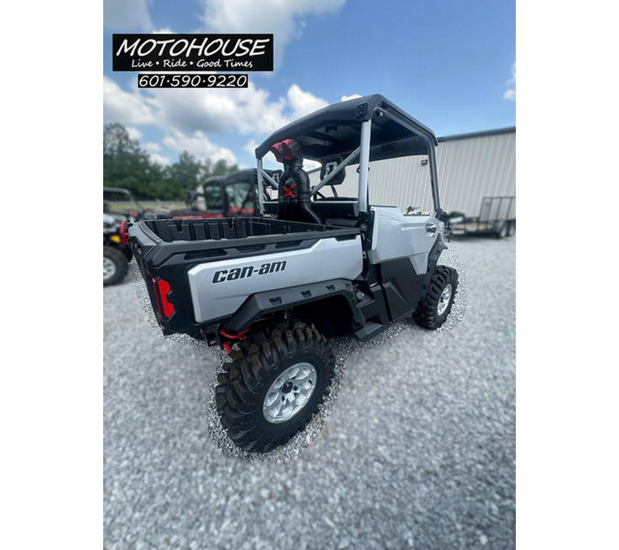 2024 Can-Am® Defender X mr with Half-Doors HD10