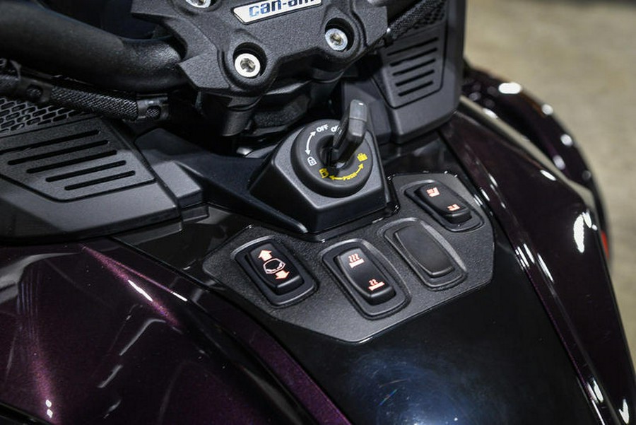 2025 Can-Am® Spyder RT Sea-To-Sky