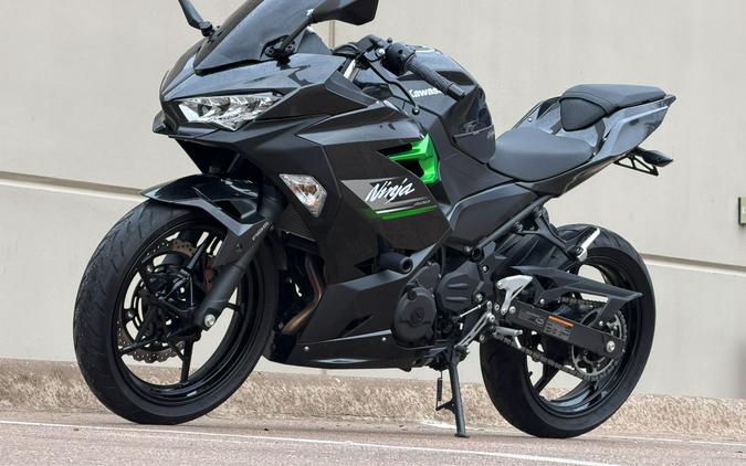 2023 Kawasaki Ninja 400 ABS