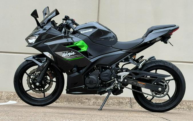 2023 Kawasaki Ninja 400 ABS