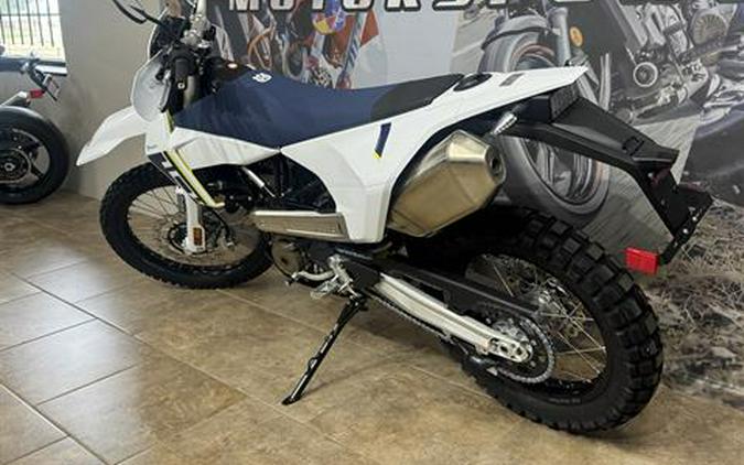 2027 Husqvarna 701 Enduro
