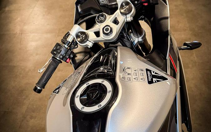 2026 Triumph DAYTONA 660